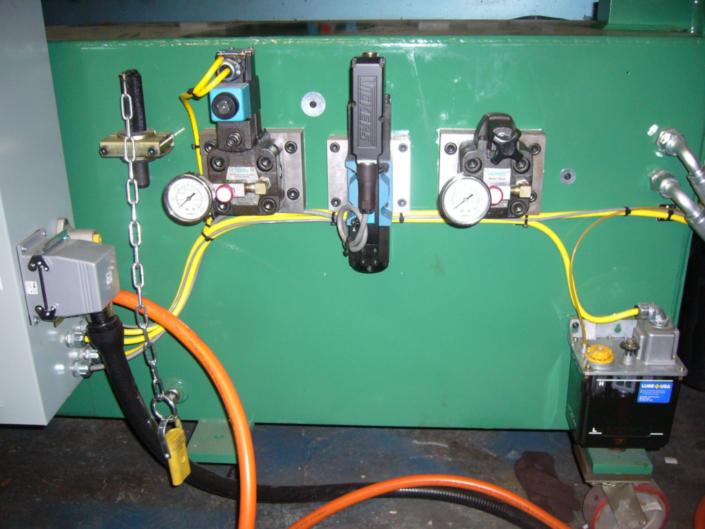 Pines 5T Vertical Press Bender 012